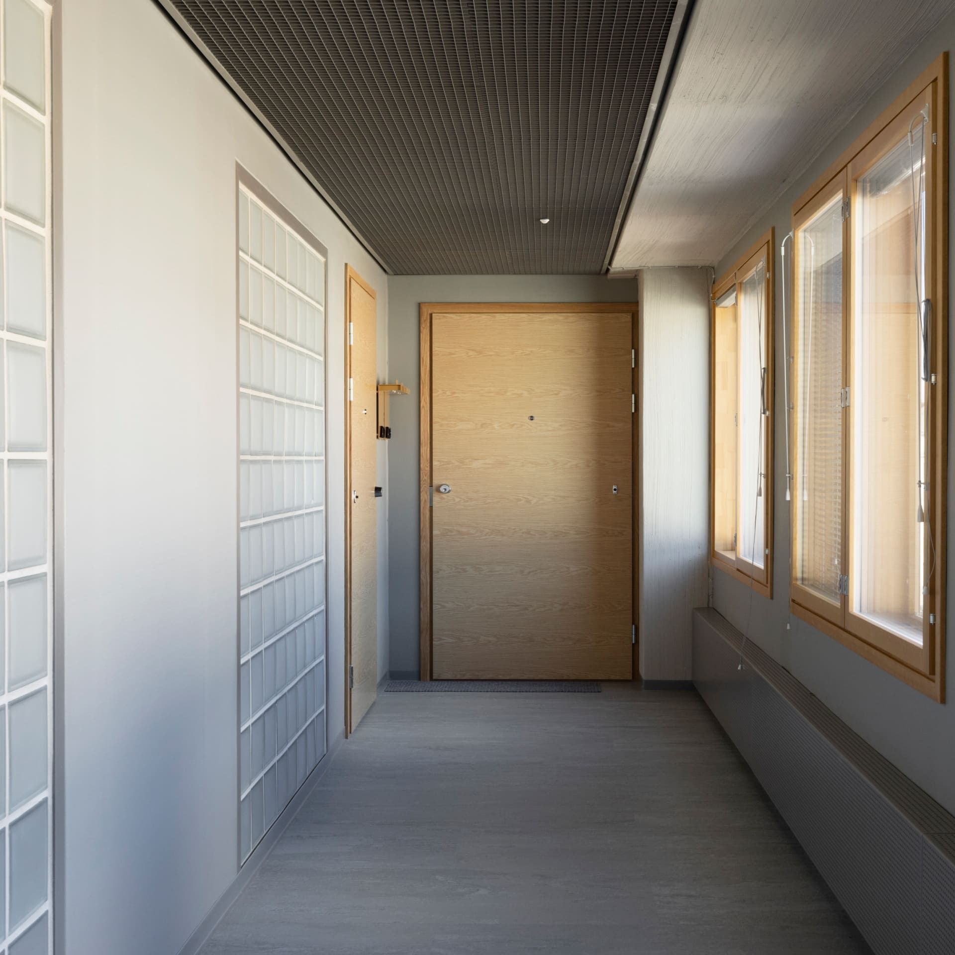 76&Pihan rappukäytävä