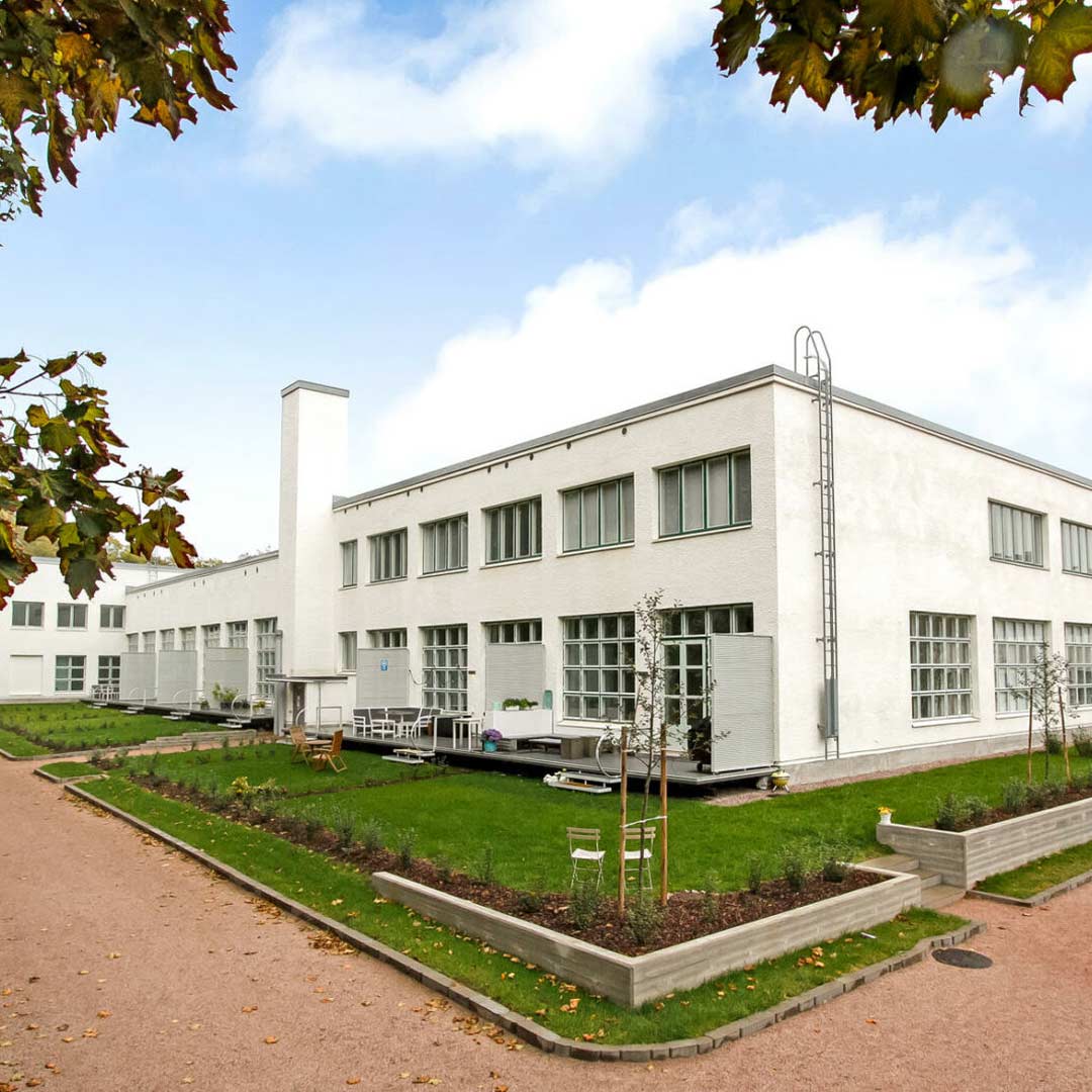 Töölön Pasuuna julkisivu